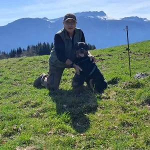 Vito de la Vallée des Glaciers dans sa nouvelle famille